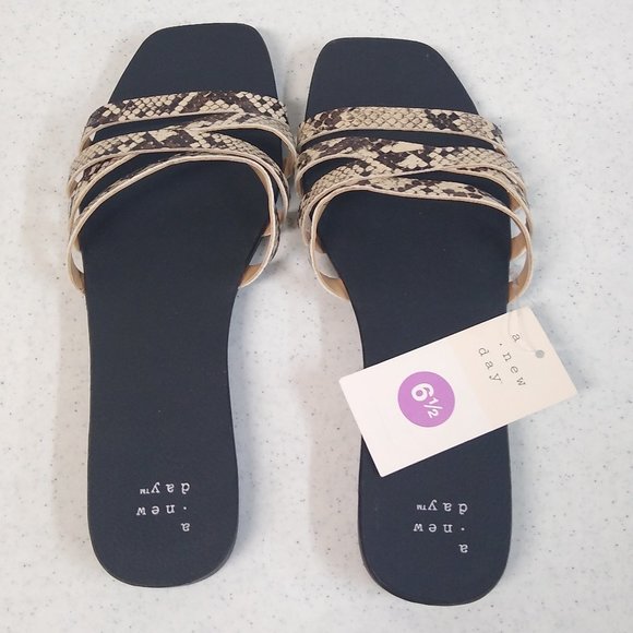 A New Day Sandals Snakeskin Size 6.5 Women Embossed Strappy Slide On Sandal NWT - Picture 1 of 7